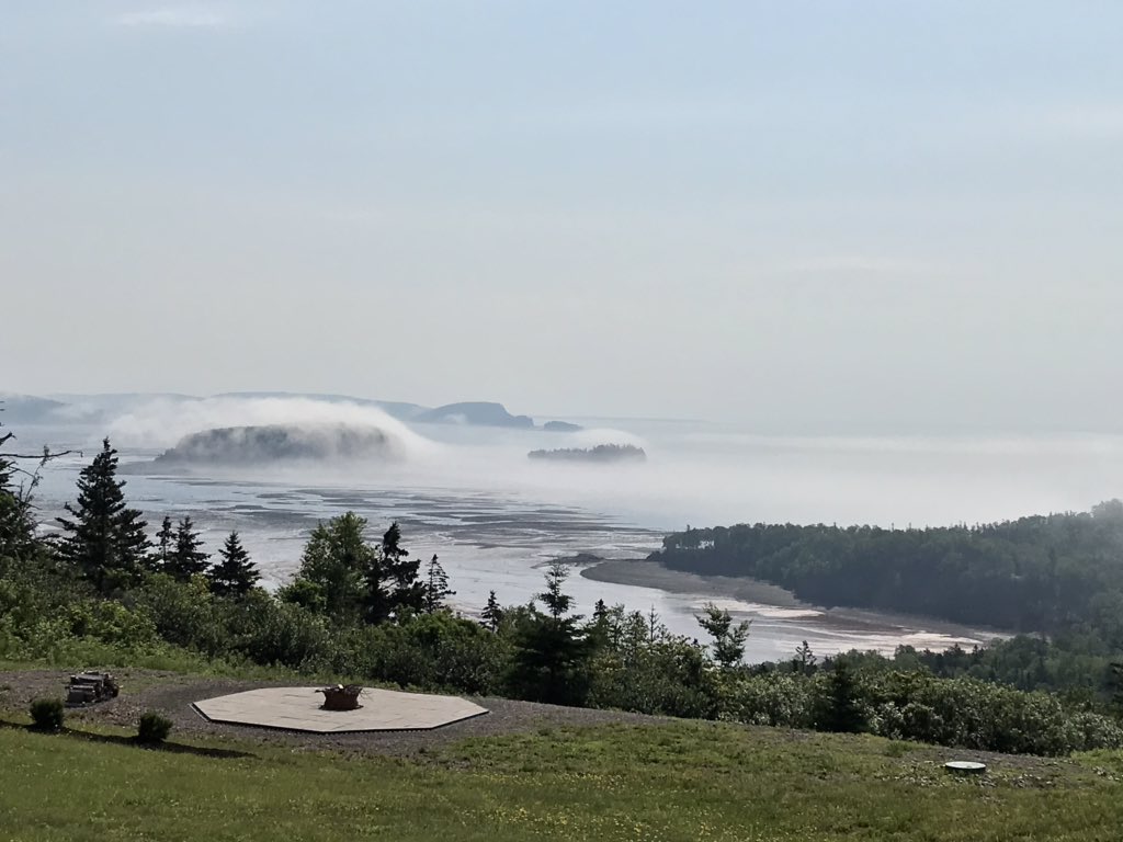 RaGaa's tweet image. Fog rolling over the Two Brothers #Parrsboro #NovaScotia