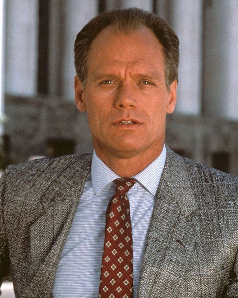 Happy Birthday to Fred Dryer who turns 73 today!  Pictured here as Hunter. 