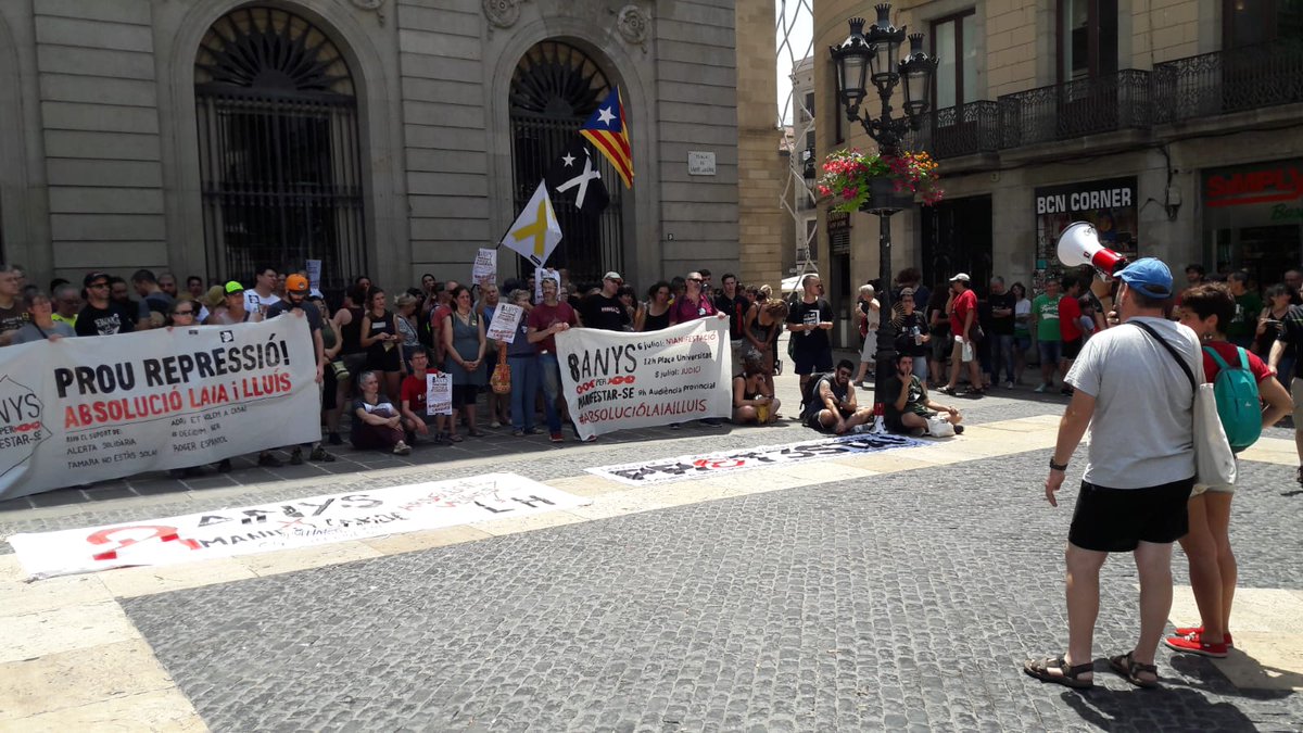 prot3sta1's tweet image. Avui #prot3sta present a la manifestació a Barcelona de suport a la Laia i al Lluís, un altre cas de repressió a l'independentisme combatiu
#8ANYSxManifestarse