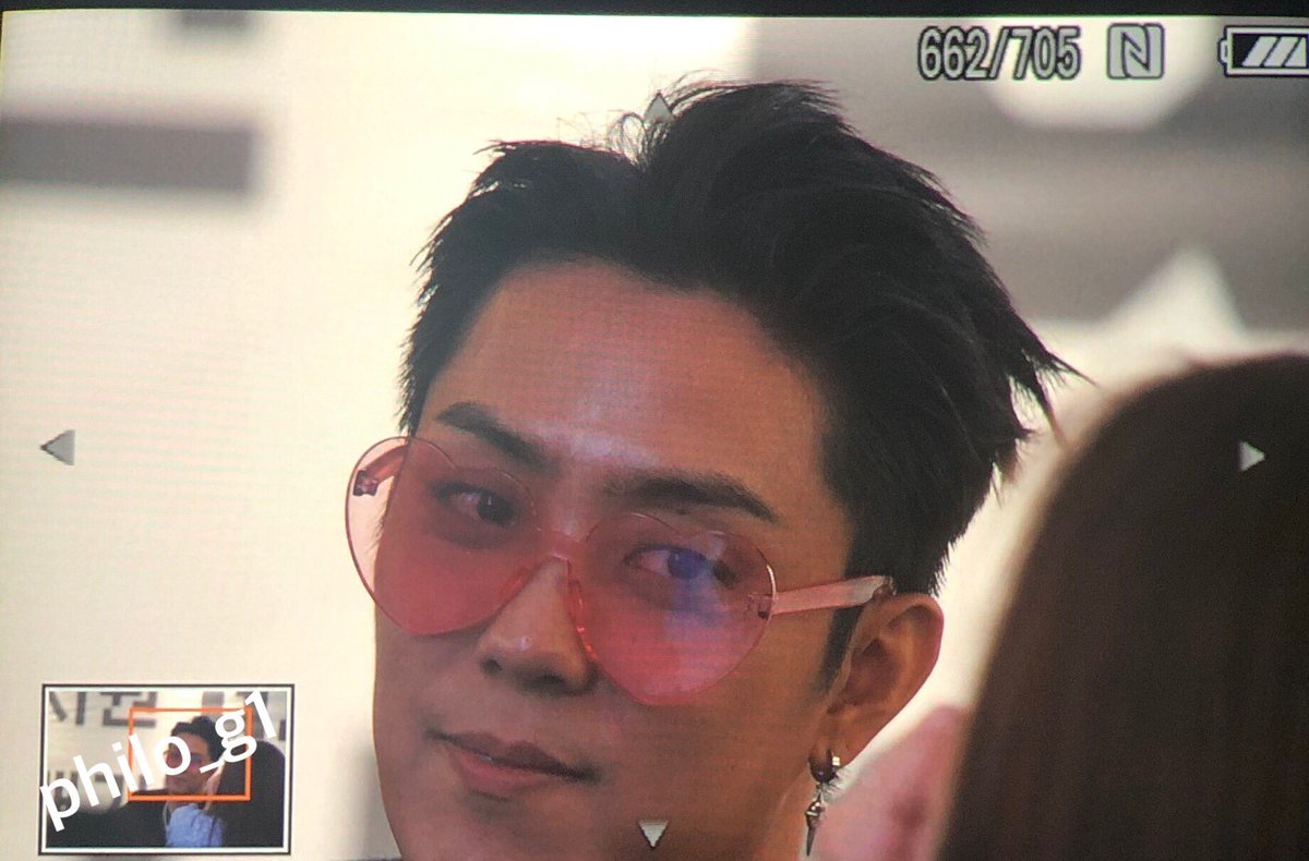 meinong0608's tweet photo. 190705 6th Album G1발매기념 사인회 프리뷰(3)

😎🤓

#은지원 #EUNJIWON #殷志源  #ウンジウォン https://t.co/wQlateQBNm