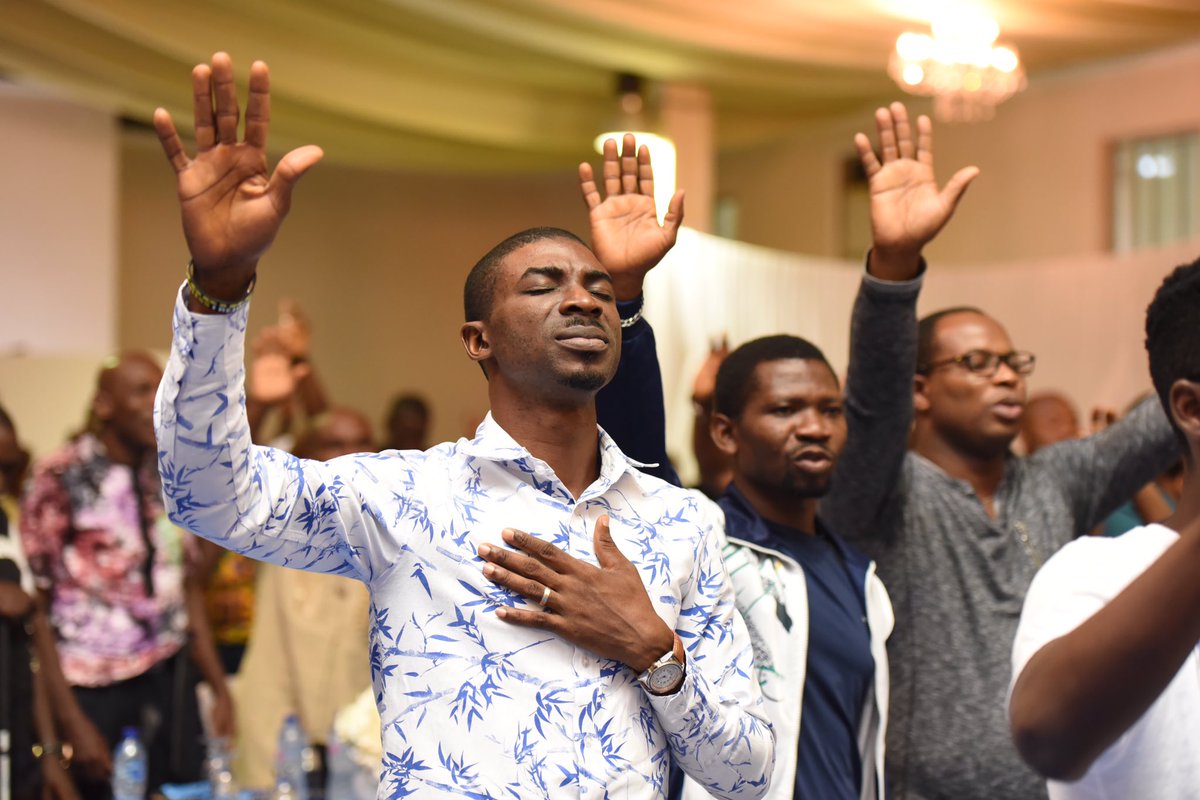 TFOLC's tweet photo. 🎶 There is power in your Name
Miracles happen in your Name
As we lift our voice in praise
It's You that I see
It's You that I see
#ManInOurImage — Breakfast Meeting with @pastortaiwo
@bishopscourtng https://t.co/qqLr2irQfD