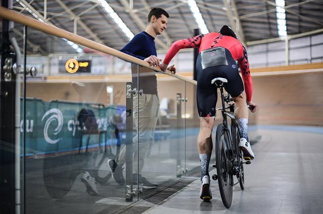 AdaptiveHP's tweet image. A little something in the pipeline with @n_squillari. 
What were we testing? Did it make Nick any faster? 
Tip? All of our favourite aero parts and accessories.
•
@adaptivehp | #SportsScienceConsulting
Powered by: @stt.systems
Powered by: @alphamanti… ift.tt/2XtZwsK