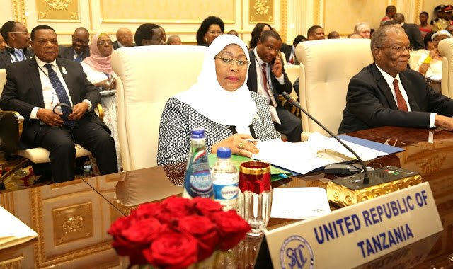 SalmaPeter's tweet photo. WAKATI Serikali ya awamu ya Tano ikielekea kukamilisha miaka minne tangu iingie madarakani, mambo mengi makubwa yamefanyika na yanaonekana kitaifa na kimataifa.#update 24 https://t.co/NFi9wURmo7