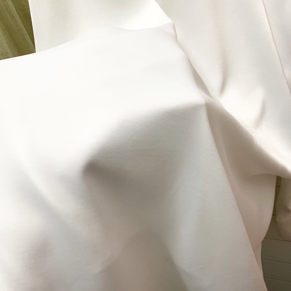 1ในไอเท็มที่ผู้หญิงควรมีติดบ้านคือน้ำยาล้างพัฟของไดโซะอะ มันควรได้รางวัลอะไรซักอย่าง555555 เป็นตัวช่วยชีวิตที่ดีมาก นอกจากล้างแปรงล้างพัฟแต่งหน้าได้ดีมากๆแล้ว ยังล้างคราบลิปสติก/เครื่องสำอางที่ติดเสื้อได้ดีด้วย แต่เอาน้ำยาลูบแล้วเอาน้ำเปล่าขยี้ รอยหายเหมือนไม่เคยเลอะ