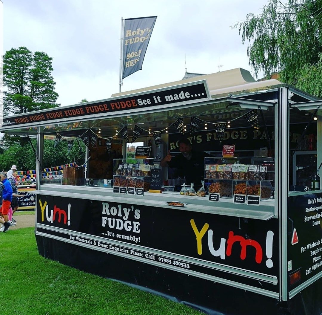 Freshly crumbled fudge at <a href="/rolysstratford/">Roly's Stratford</a>  Stratford upon Avon River Festival this weekend. Made in front of your eyes... come watch and try!