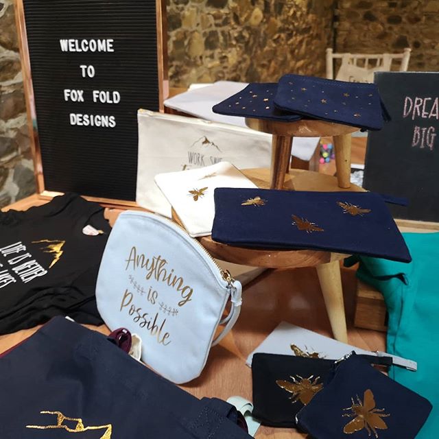 We're set up and ready for you lovelies lowhallthelakes at their Midsummer Dreaming Festival!
Come and pay us a visit 😍 instagram.com/p/BzkjdHDl6RV/