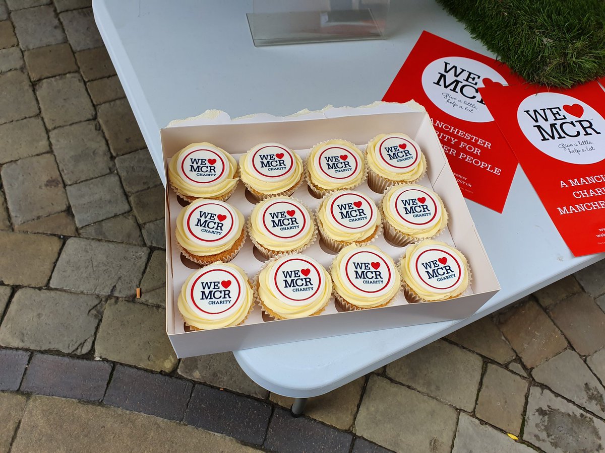 McrYouthMarket's tweet photo. .@BakeryBumble1 made some amazing gluten free cakes for the @mcr_charity for the @McrYouthMarket King Street Event if you love cake check her out today 10 - 4 https://t.co/ZXlxEJ1qvj
