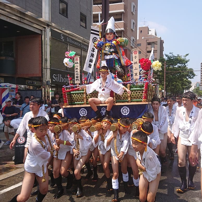 Uzivatel ムハラグ Na Twitteru 19 07 06 千代流 子供山笠2日目 T Co Hrblqvb91n