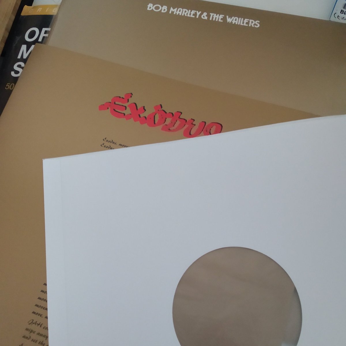 Another great record and quality pressing from <a href="/lovesvinyl_com/">lovesvinyl.com</a> ! 👍 for the double inner sleeve, the kind of detail that makes a difference.