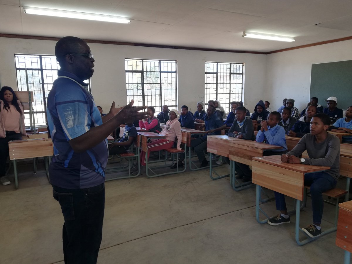 Teasterlprogram's tweet image. Pre-Camp session. This is intended at getting learners ready for the camp. 

For the love of Rural Schools Development

#teasterlcamp2019 
#authenticcareercamp 
#AuthenticCareerguidance 
#ruralschoolsdevelopment