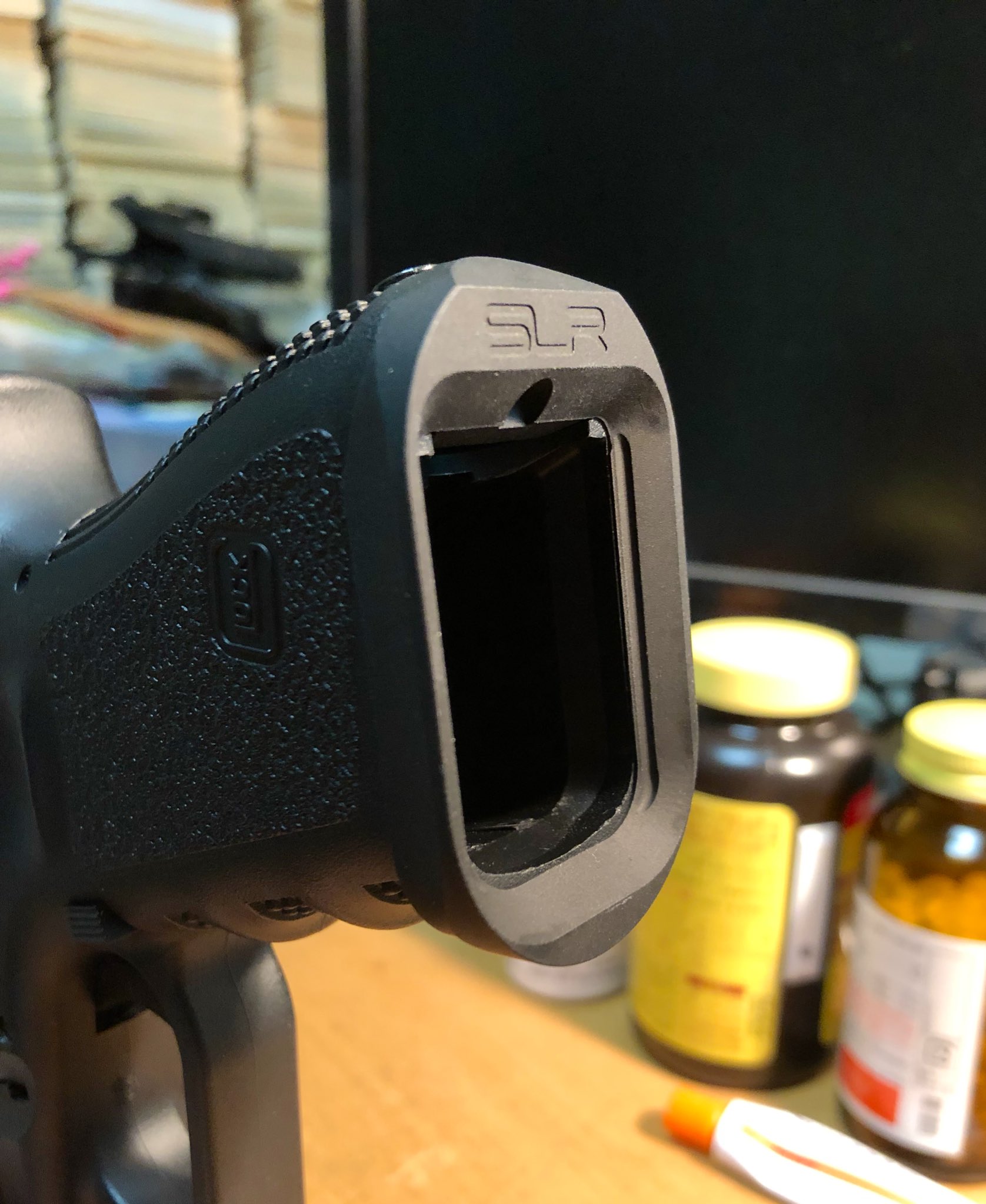 イチ Na Twitteru そういやこれ買いました マルイg19用 Slrライフルワークス G19マグウェルレプリカ 先発のc C Tacのと比べるととても良い出来で フレームとマグウェルの繋ぎ目も横部分は段差なく作ってあるし ネジでガッチリ固定できるし形状的にもウソがないし イチ Na Twitteru そういやこれ買いました マルイg19用 Slrライフルワークス G19マグウェルレプリカ 先発のc C Tacのと比べるととても良い出来で フレームとマグウェルの繋ぎ目も横部分は段差なく作ってあるし ネジでガッチリ固定できるし形状的にもウソがないし