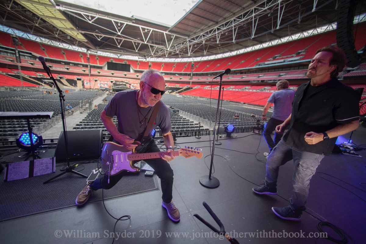 It’s Saturday. We’re here and we’re ready! See you later!  <a href="/wembleystadium/">Wembley Stadium</a>