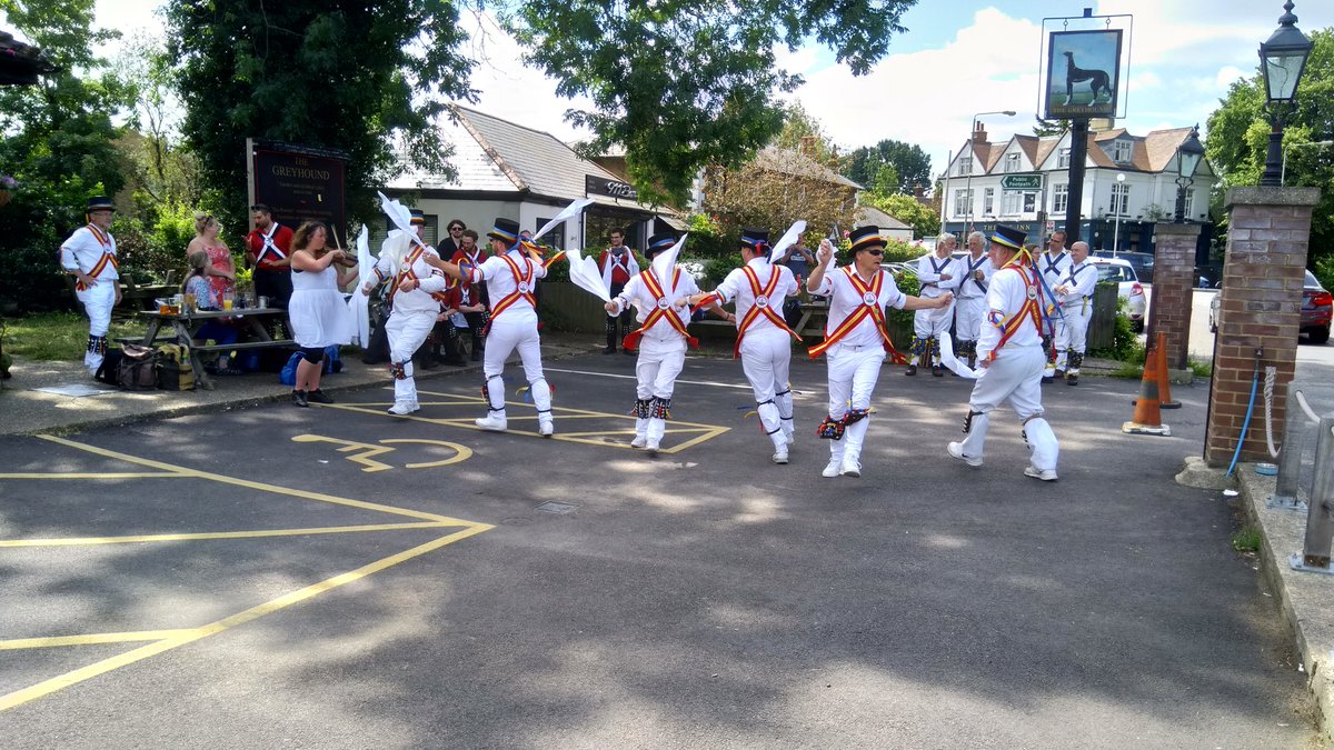We're on the Blackheath Morris 50th anniversary tour with @DacreMorris, <a href="/ClausentumM/">Clausentum Morris</a>, <a href="/MadJacksMorris/">Mad Jack's Morris</a> &amp; St Albans Morris. Just danced at the <a href="/GreyhoundKeston/">Greyhound Keston</a>, now heading on the double decker bus to the <a href="/Queensheaddowne/">Queens Head, Downe</a>. #MoreDancing