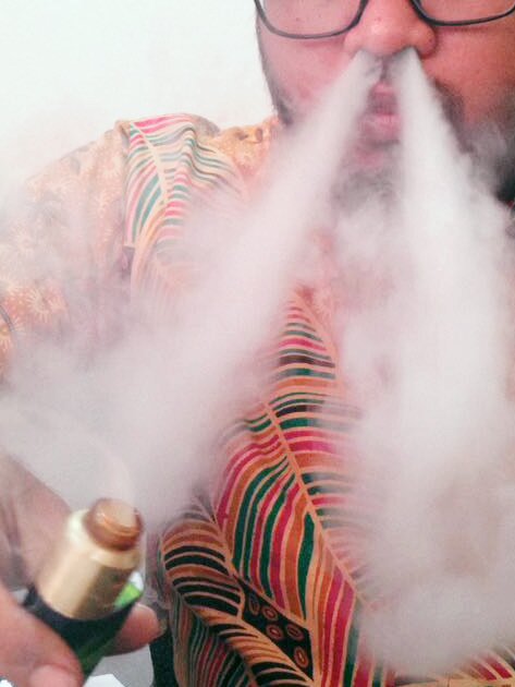 merindingdisco's tweet photo. SmokE https://t.co/6nRbTw1rwR