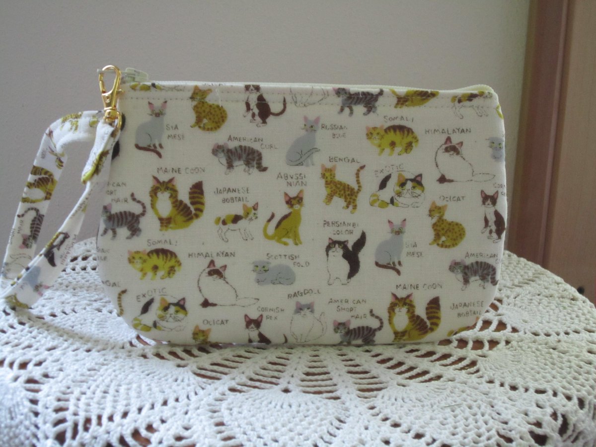 Perfect for all you #cat lovers
ebay.com/itm/1331053608…
#handmade #handbag #catlover #antiquebasketlady #ebayshop