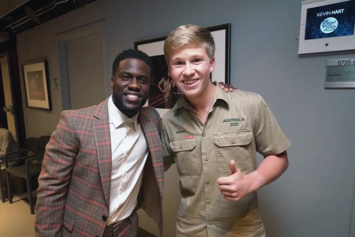RobertIrwin's tweet photo. Wishing a happy birthday to @KevinHart4real ! Sharing animals with you on @FallonTonight was truly one of the funnest &amp; funniest moments I’ve had 😂
📷: Kevin Kwan https://t.co/lrBFTkm87f