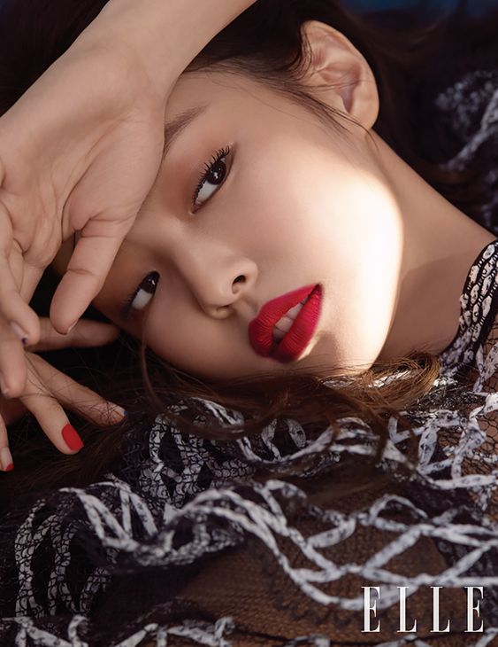 “YG is more strict then school. Somebody would come in with a piece of paper and stick it on a wall, and it would say who did best, who did worst, who’s going home" -  #JENNIEKIM (for 12 hours a day, 7 days a week & J survived for almost 6 years) #MGMAVOTE  #JENNIE  @ygofficialblink