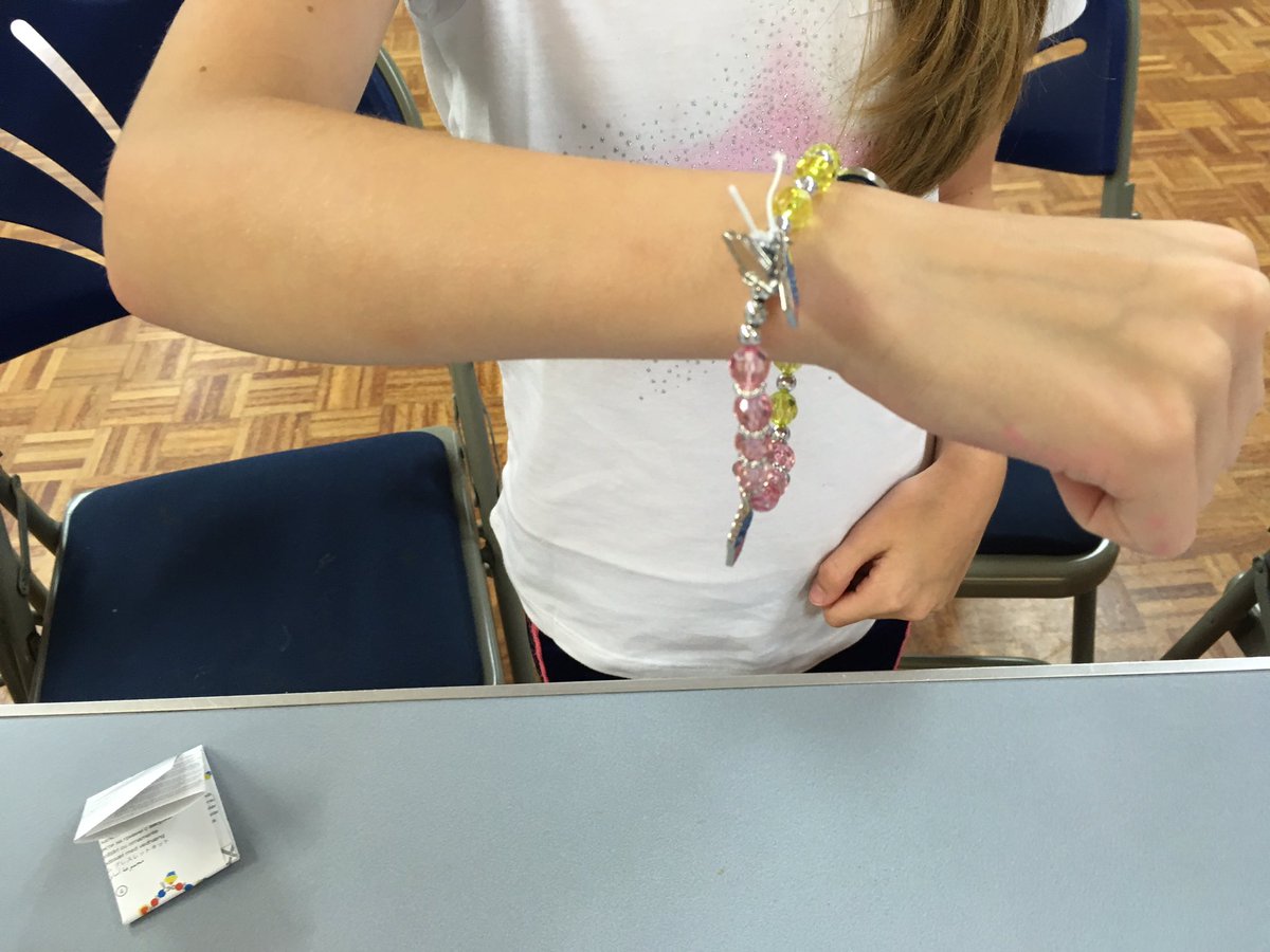 WilsteadBrownie's tweet photo. #FruitySnacks and #BeautifulBracelets https://t.co/RlAmYzxfzd