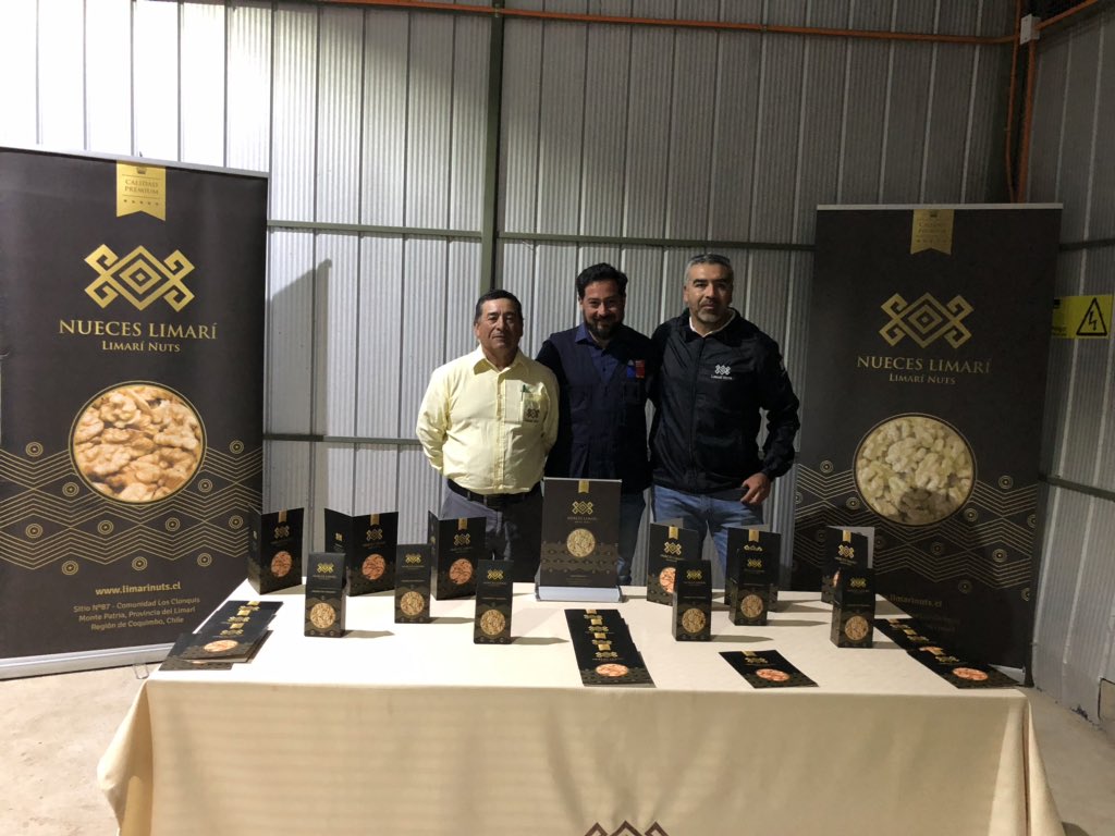 limari_nuts's tweet photo. Agradecidos de las visitas en el día de las Cooperativas,  Seremi de Economia, Aremi de Hacienda, jefe área INDAP Ovalle, Administrador Municipal Monte Patria @SeremiCoquimboE @SCT_COQUIMBO @carozamar @camilo_ossandon @Indap_coquimbo https://t.co/9d2bkhseRU
