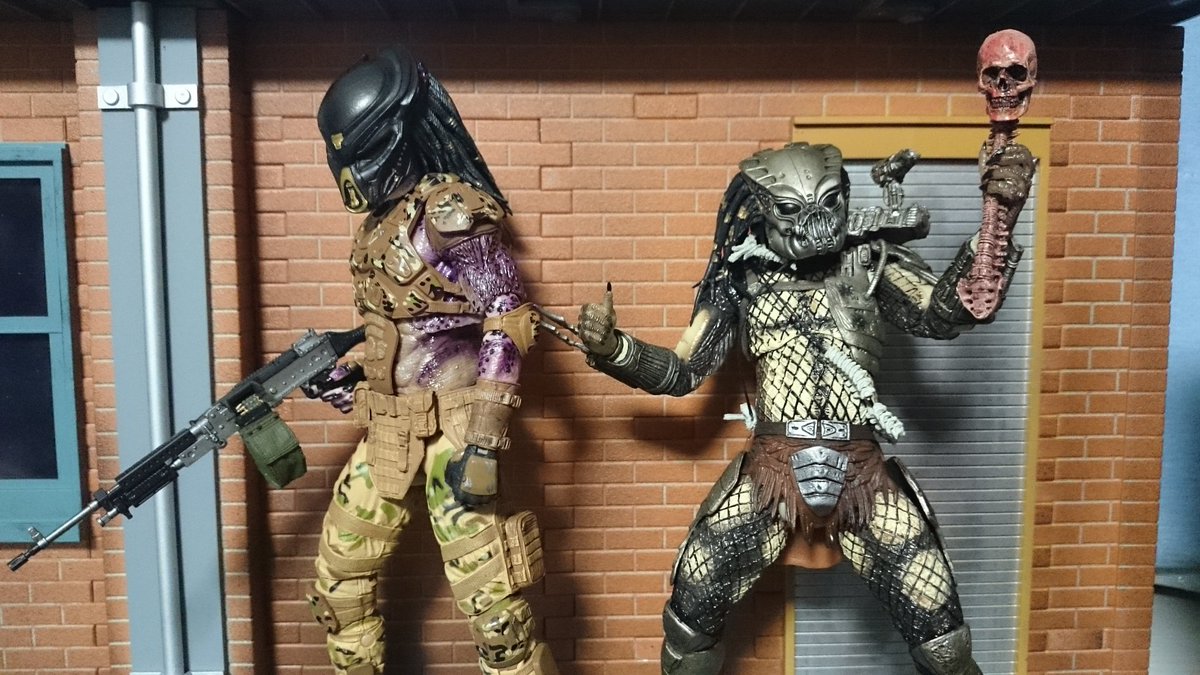 エミッサリープレデター#1開封。迷彩服着たプレデターってだけで凄いの