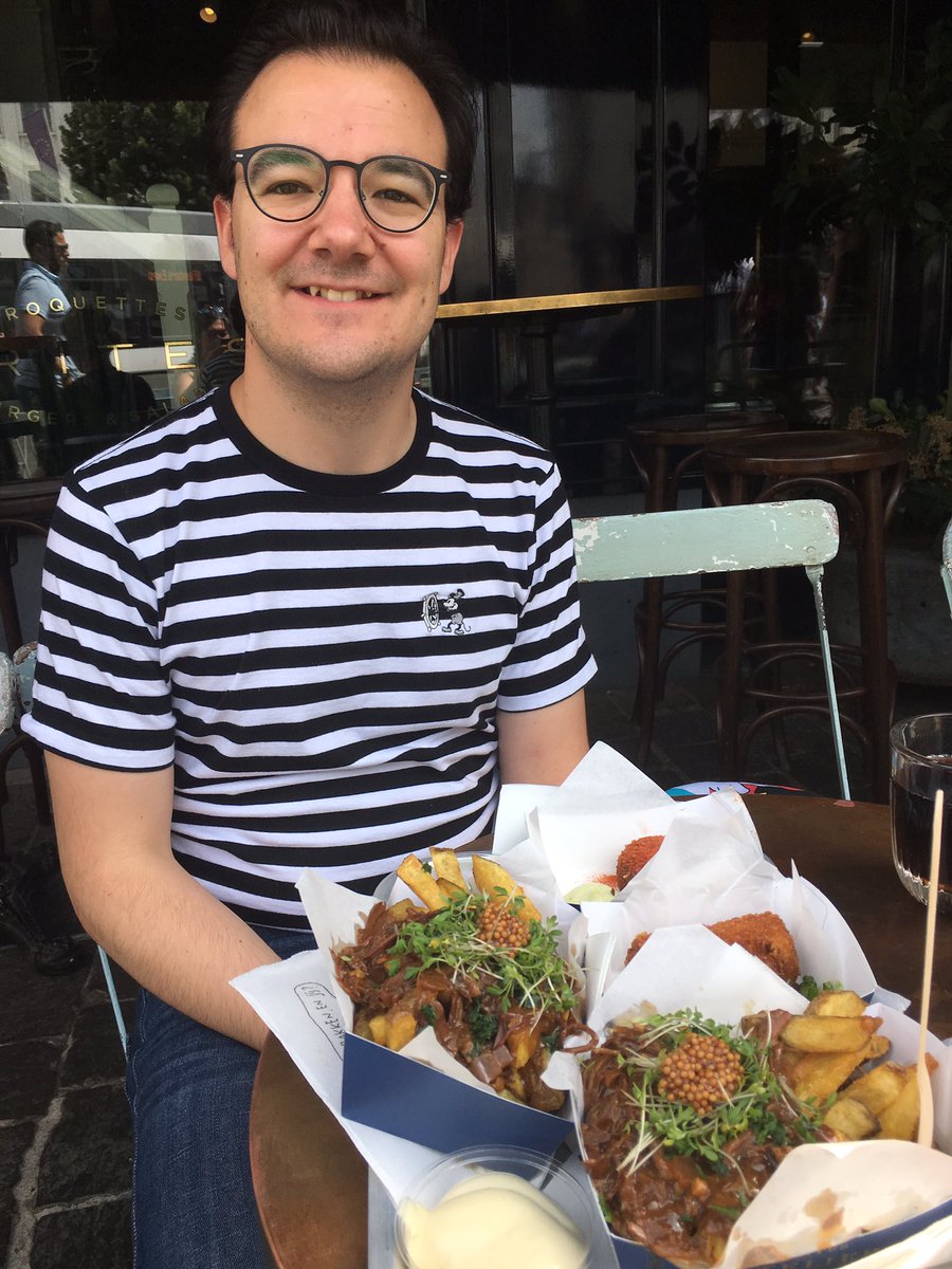 NanskeV's tweet photo. Dagje Gent met zoon @Froy #fritesatelier https://t.co/7dxzhMWeGc