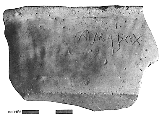 wyrdwritere's tweet photo. Reminder: many European, African + Middle Eastern languages were spoken in Britain long before English.
Punic inscription from Holt, 1st-3rd century AD
(@AmgueddfaCymru)
Earliest reference to London, 65 AD (Latin, @MOLArchaeology)
Earliest English: 5th century + (@britishmuseum) https://t.co/vU38A1OGlU