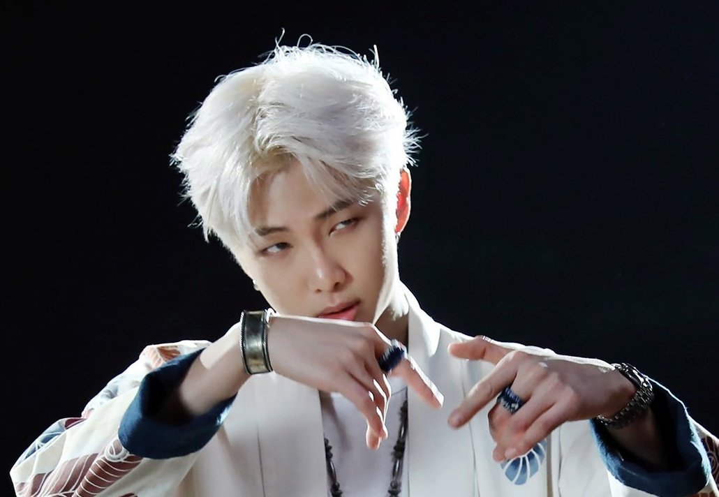 오늘도 손사진폴더에 하나 추가....한김에 타래를 하나 만들어보겟읍니다