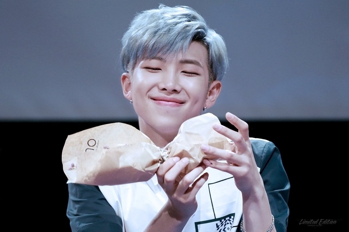 오늘도 손사진폴더에 하나 추가....한김에 타래를 하나 만들어보겟읍니다