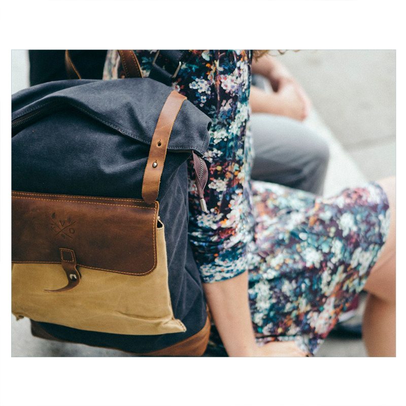 Our waxed cotton and reclaimed leather Lundy bag features a vintage design with timeless style. 

Find yours here: ow.ly/3KZT50uJQyC