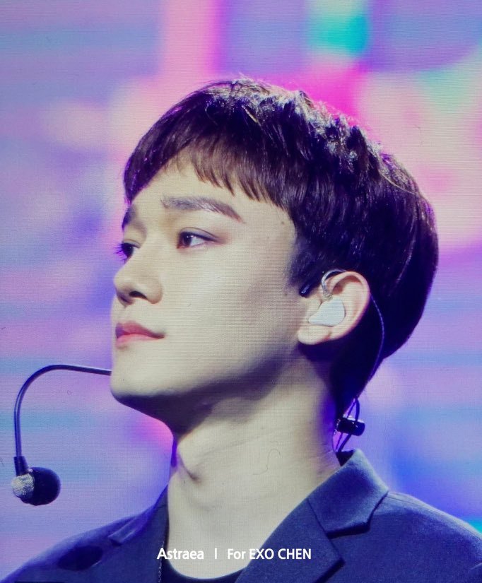 Mart_xo7's tweet photo. Tan hermoso vas a ser 💚 

#MGMAVOVE #EXO @weareoneEXO https://t.co/a7ssR2hBXU