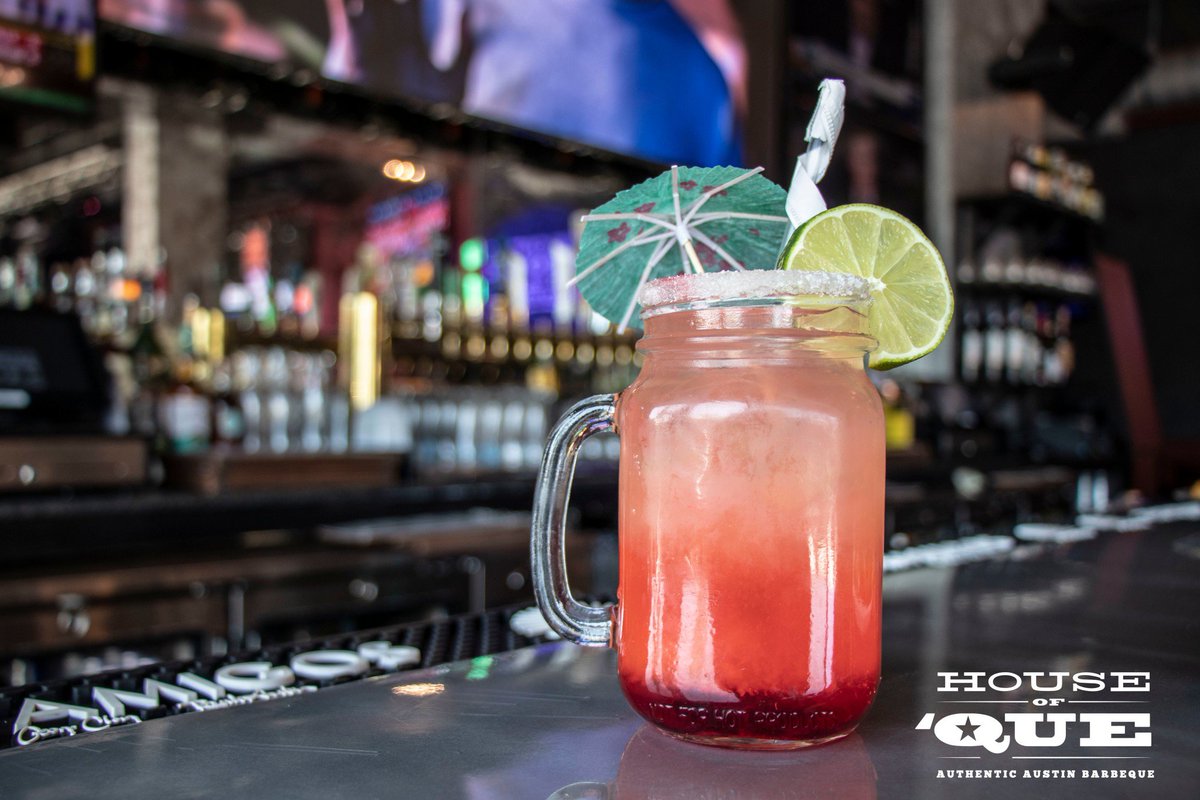 Summer Time In A Glass 🌞 Pair This With Your Favorite Brunch Meal! 
.
Brunch 11am-4pm 
.
houseofque.com