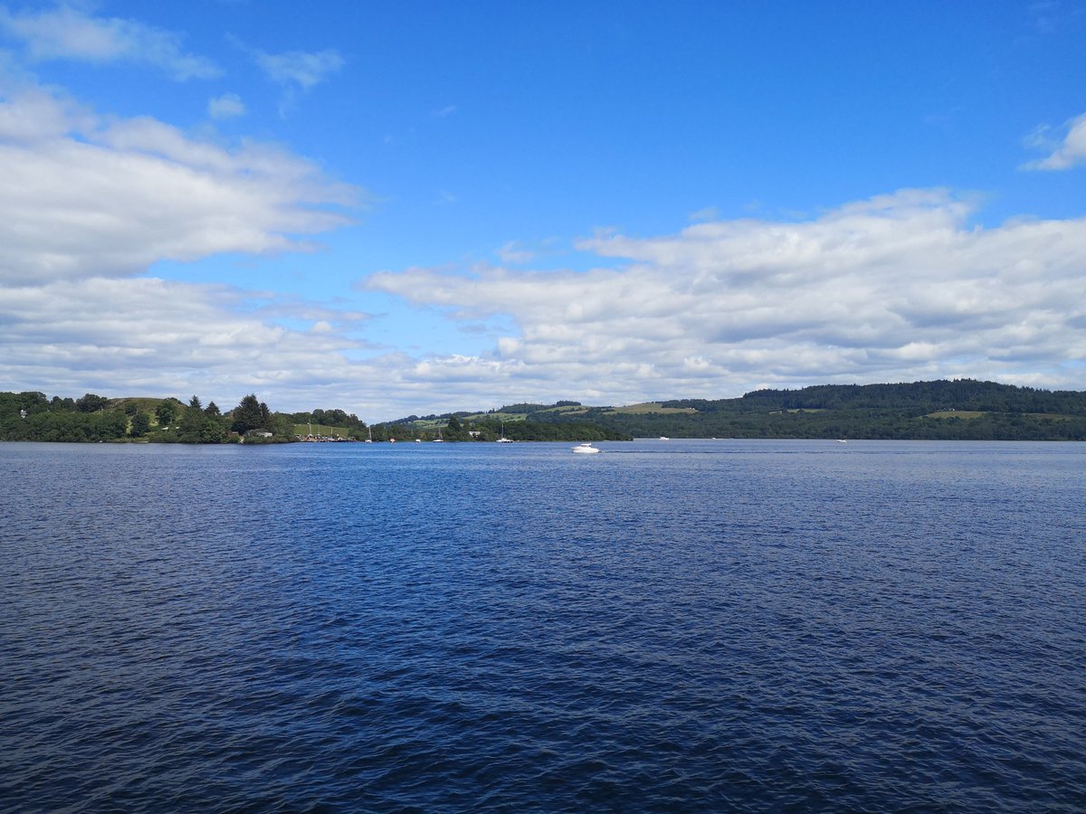 Amazing views from Loch Lomond today 😍☀️
