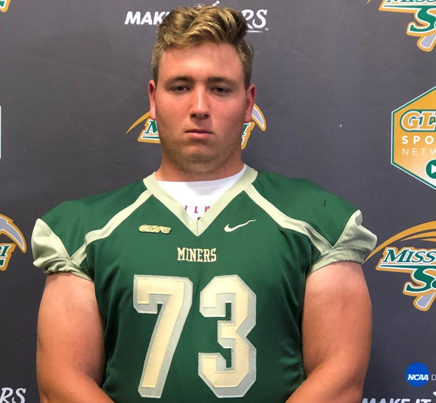 Stock Risers: OL prospects raising their profile (2020) -- A look at several of the state's top OL prospects who are drawing college interest in recent weeks:

sixstarfootball.com/article/stock-…