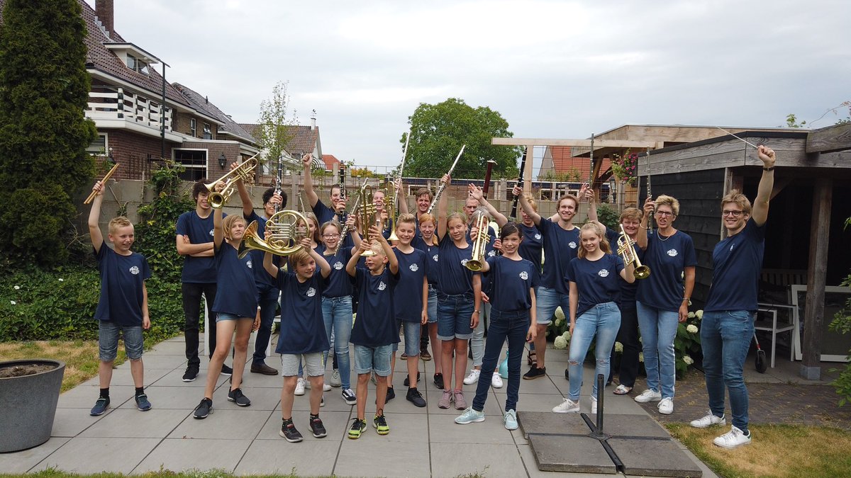 De zomer is ingeluid bij De Herfstzon en ‘t Vrijland. Het zomerconcert van het Opleidingsorkest werd op beide locaties geweldig ontvangen.