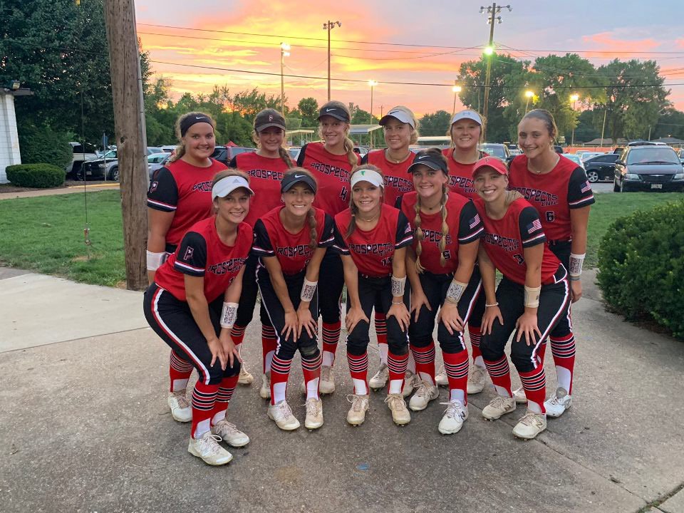 Girls went 2 wins and a tie yesterday at ABC Park in St. Ann's Missouri in the Dudley USA Softball Showcase. Last pool game is today at 3:30 PM on field C.