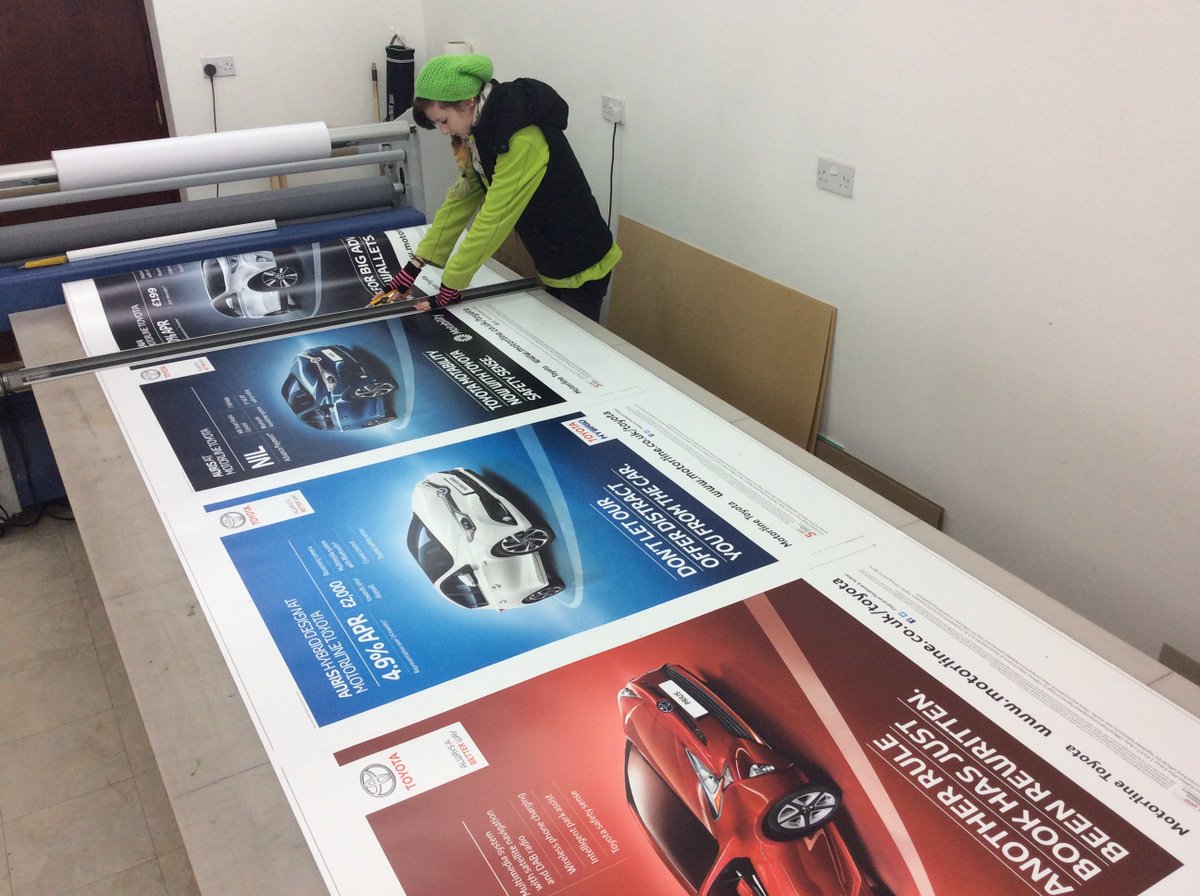 Need new or updated graphics &amp; print for your stand at the #WorcsFOB <a href="/ChateauImpney/">Chateau Impney</a> in Sept or the <a href="/HW_Chamber/">Herefordshire & Worcestershire Chamber of Commerce</a> Business Expo in Oct? We can help &amp; supply a wide range of expo printing to suit all needs &amp; budgets, from simple posters to large fabric backdrops #WorcestershireHour