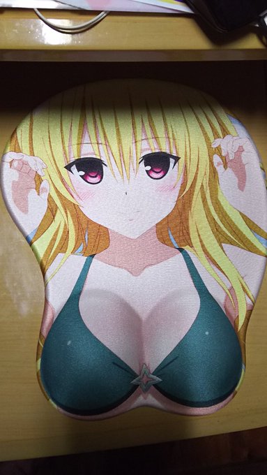 マウスパッドをヤミヤミに新調
('・ω・`)/ 