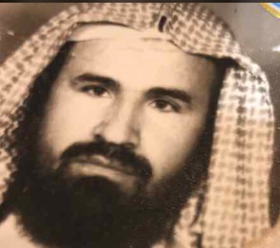 #شارك_بصوره_ابوك
الله يرحمه ويغفرله🤲🏻❤️🌹