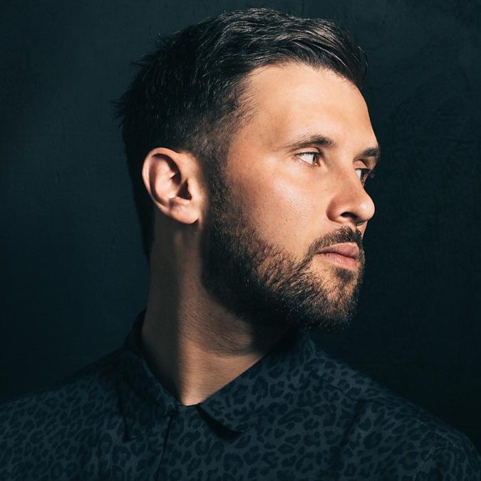 Shout out to <a href="/dannyhowarddj/">Danny Howard</a> for premiering <a href="/micheldehey/">Michel de Hey</a> and <a href="/1BorisRoss/">Boris Ross</a> 'If You Know You Know' on <a href="/BBCR1/">BBC Radio 1</a> last night. Out in two weeks! Listen here: bbc.co.uk/sounds/play/m0…