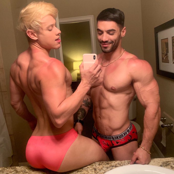 Saturday&rsquo;s are for adventure.. 🍑. .. .. new video soon 💦 .. #aradwinwin #alamwernik #persian #saturday<a href="/tag/saturday"class="tags"><span>#saturday</span></a><a href="/tag/persian"class="tags"><span>#persian</span></a><a href="/tag/aradwinwin"class="tags"><span>#aradwinwin</span></a><a href="/tag/alamwernik"class="tags"><span>#alamwernik</span></a>