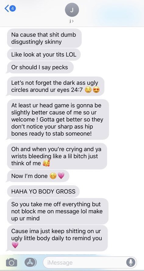 SheRatesDogs tweet media