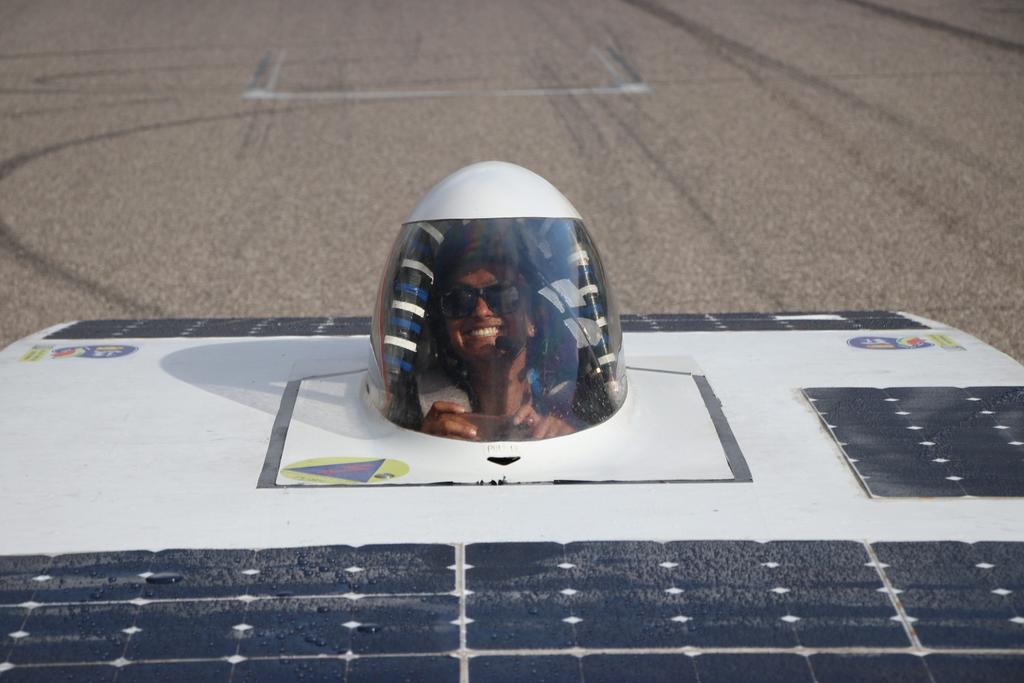 IlliniSolarCar's tweet photo. After an early morning for charging, we started on the grid for the last day of #FSGP2019! After an issue on the first lap we are back out and going strong. https://t.co/o6EhN7tmzW