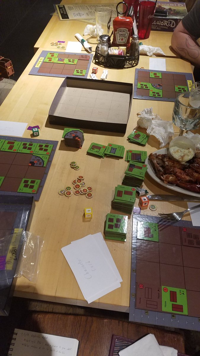 DieBuilders1's tweet photo. Some action shots of Die Builders! from the Unpub Mini. Always a great time!
🎲
#boardgames #dice #games #diebuilders #catapult #dicecatapult #tabletop #unpublished #unpublishedgames #unpub #boardgametesting #onedaywestgames https://t.co/LcVhxter5z