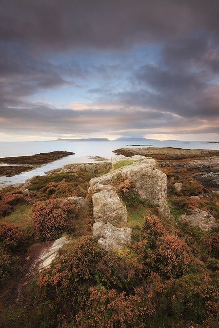 tripplannermama's tweet image. On the road to Mallaig on the west coast of Scotland buff.ly/2XsJO11 #Scotland #photography #historyhttps://buff.ly/2RWZO5j
