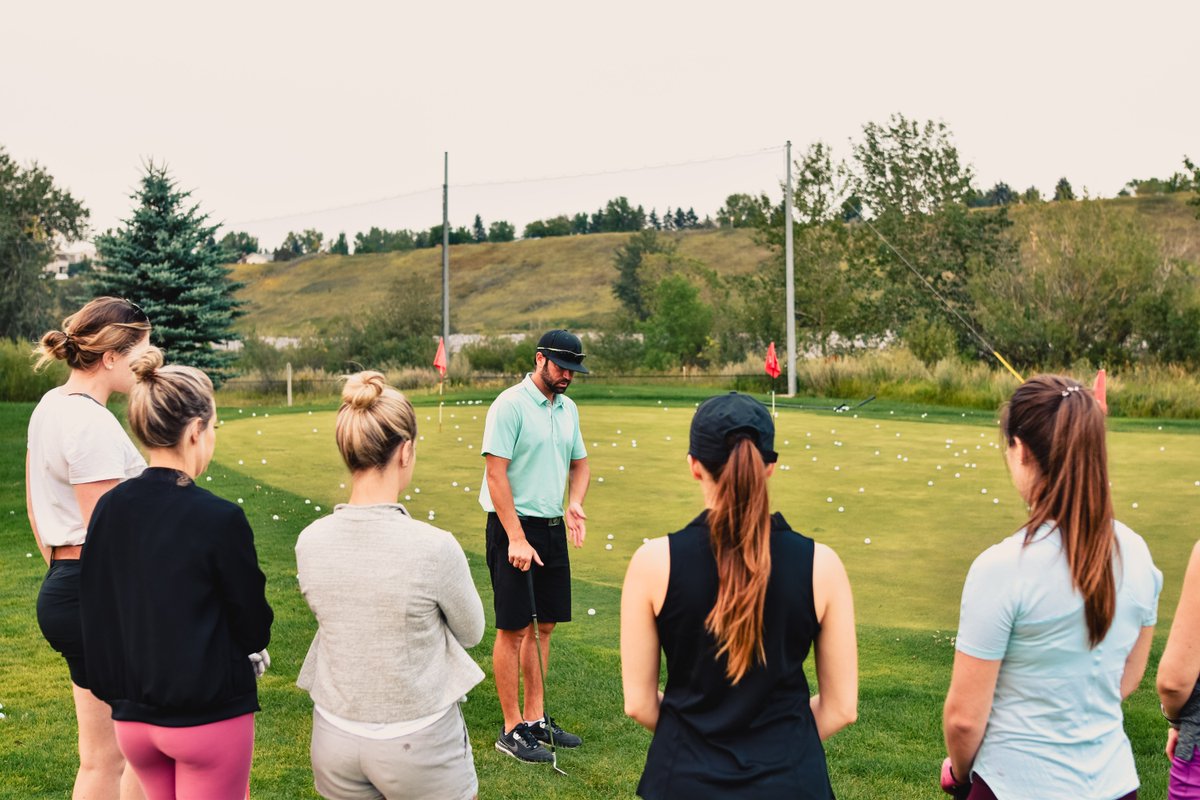 We've added two more classes at 8pm! Typically, the 8pm groups drink more .... #yycgolf #yyc #golfyyc #calgarygolf ow.ly/ndPV30p4P5Y