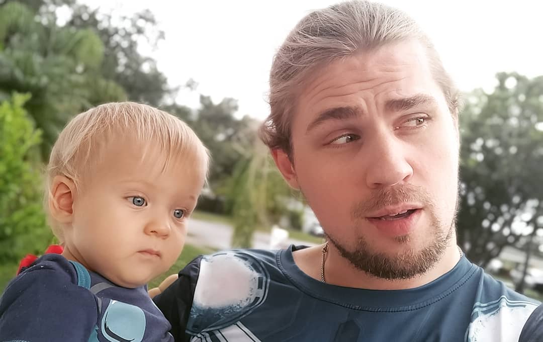 RealityCheckVR's tweet photo. We decided to dress as twins for the holiday! ๐จ ๐
My little boy is now 10 months and he loves to eat food and smile at every opportunity!)
Little Thor saves the day!
.
#littlethor #cosplay #thor #mjolnir #babycostume #babythor #babyboy #cutebaby https://t.co/2YU6mMDL9s