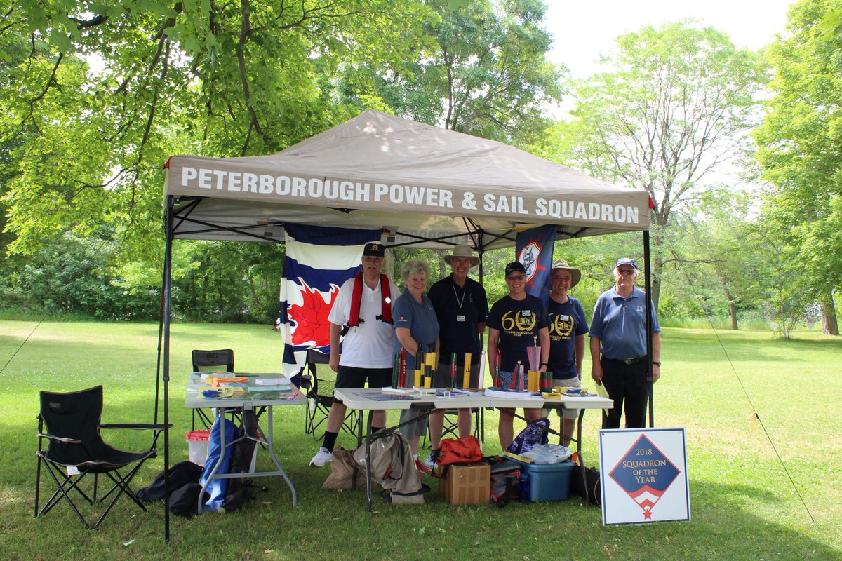 TrentSevernNHS's tweet photo. Thank you to @CPSboat for coming out to Lock 27 - Young's Point and helping our boaters stay safe on the water! #boatingsafely #YoungsPoint #trentsevernwaterway https://t.co/DB2zNycydK