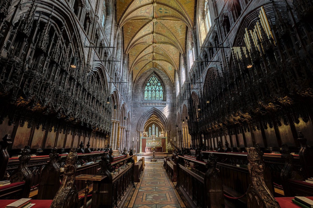 ACCORDISS's tweet photo. Chester's stunning cathedral, which students at Rossall will be able to visit!!! #chester #cathedral #Summer2019 #LearnEnglish #medieval #tourism https://t.co/hlnAVeP6hT