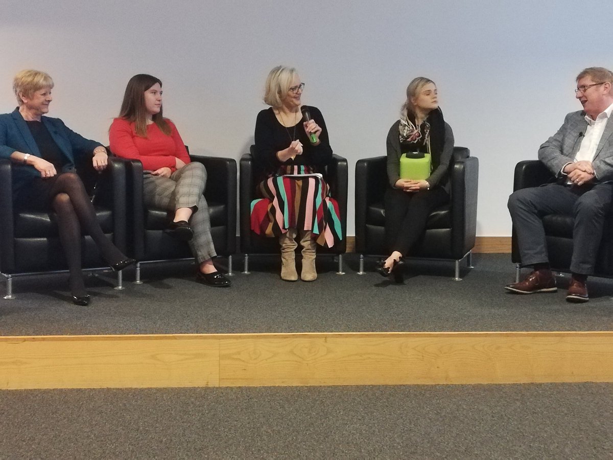 JilltyWhite's tweet photo. This is the kind of panel I like.. young people sharing their experiences and a female majority. Well done Rhia and Lucy #apprenticeambassadors What great advocates and bravo @AESSEALplc and @Enzygo for investing in the future. Thanks @Source_Academy https://t.co/j5FLq3s3Os