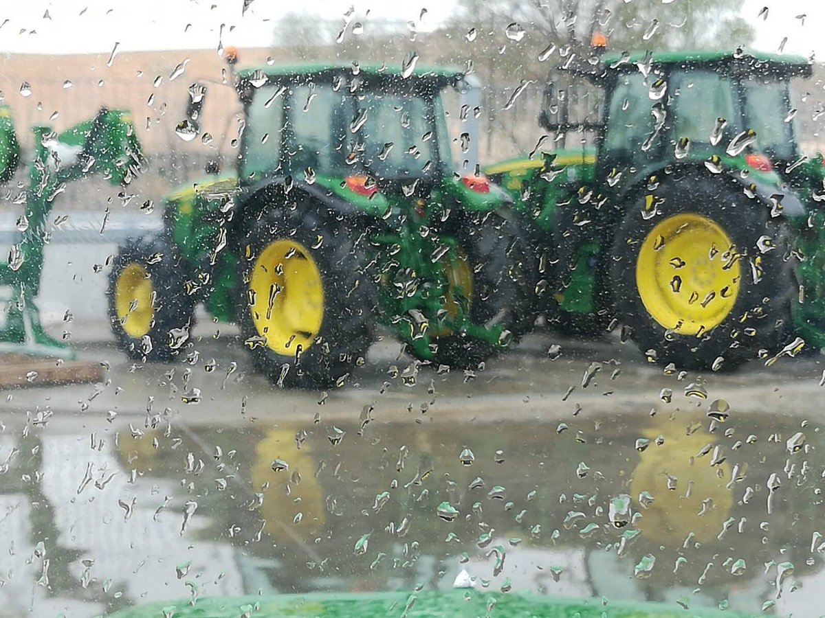 Quiles Maquinaria Agrícola tweet media